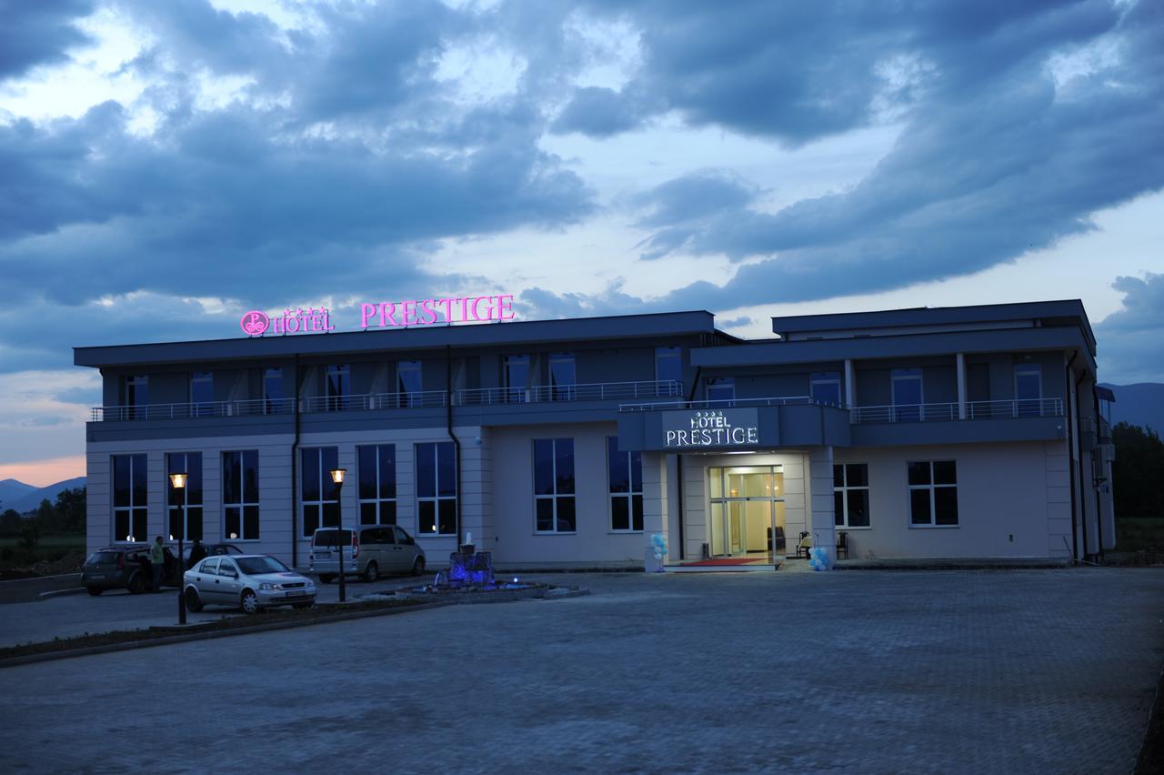 Hotel Prestige Struga Ngoại thất bức ảnh