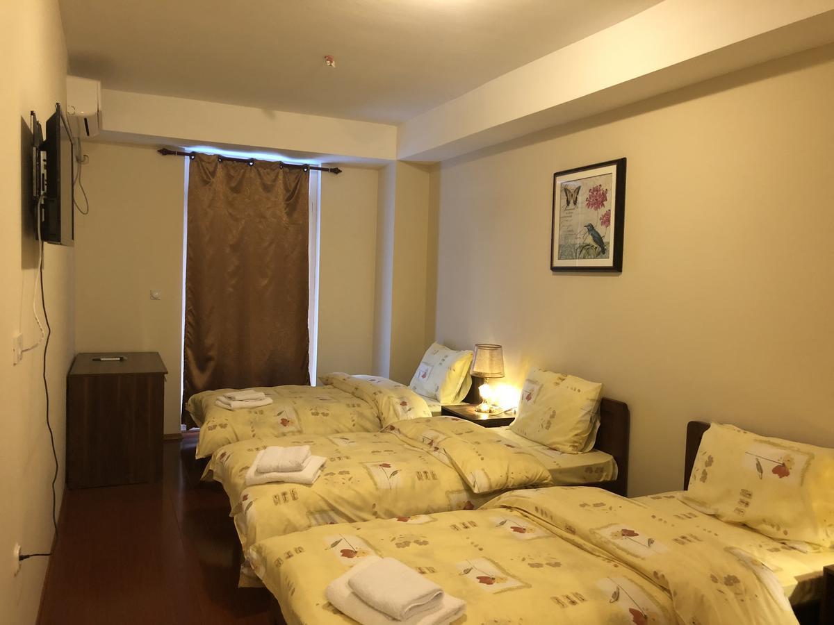 Hotel Prestige Struga Ngoại thất bức ảnh